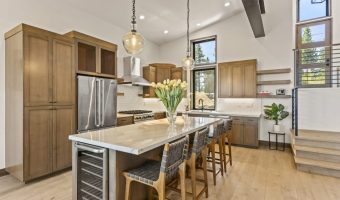 14-web-or-mls-11805-Skislope-Way-Truckee-CA-96161-14