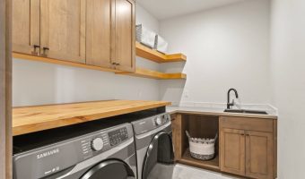 40-web-or-mls-11805-Skislope-Way-Truckee-CA-96161-40